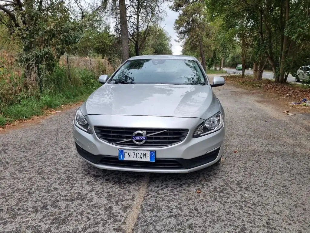 Photo 1 : Volvo V60 2018 Diesel