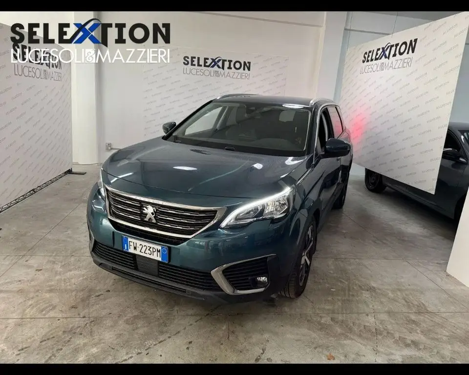 Photo 1 : Peugeot 5008 2019 Diesel