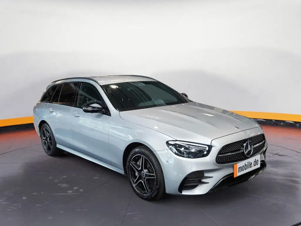 Photo 1 : Mercedes-benz Classe E 2022 Hybrid