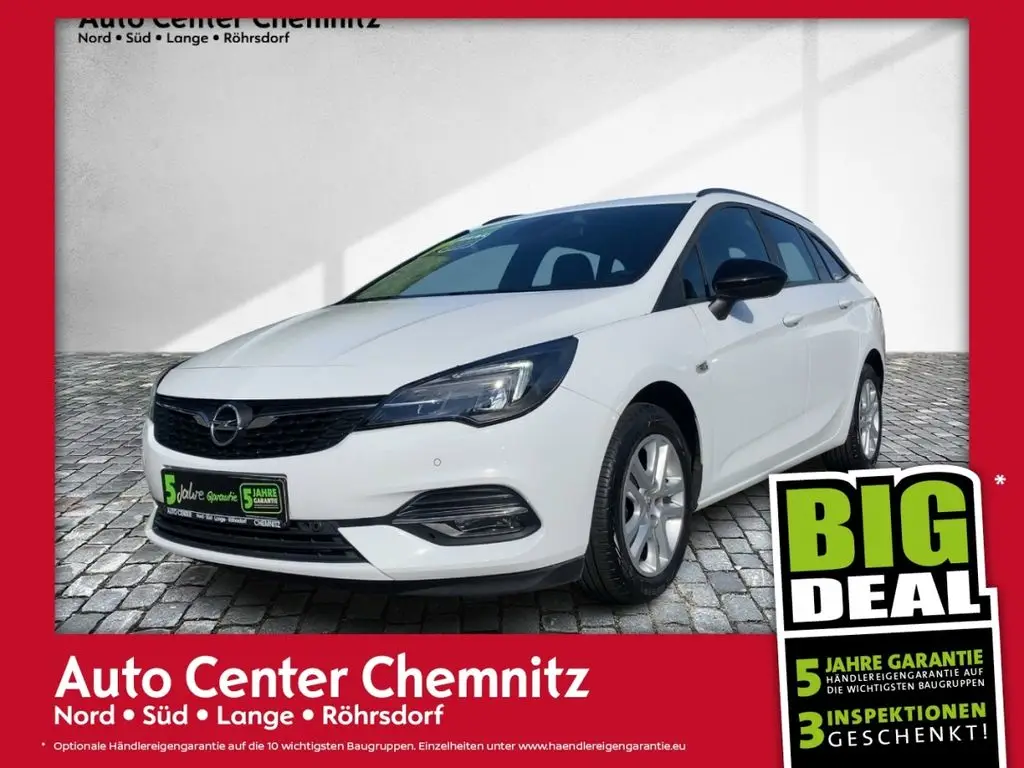 Photo 1 : Opel Astra 2022 Essence