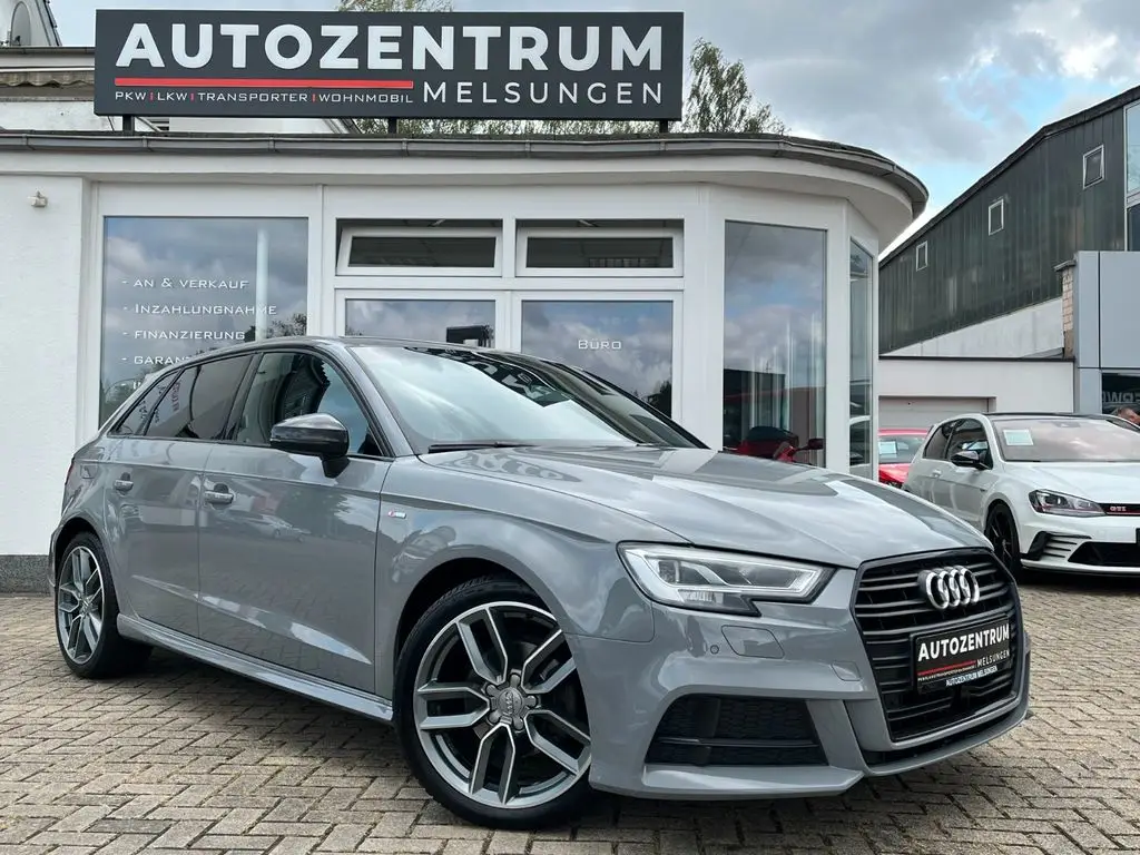 Photo 1 : Audi A3 2019 Diesel