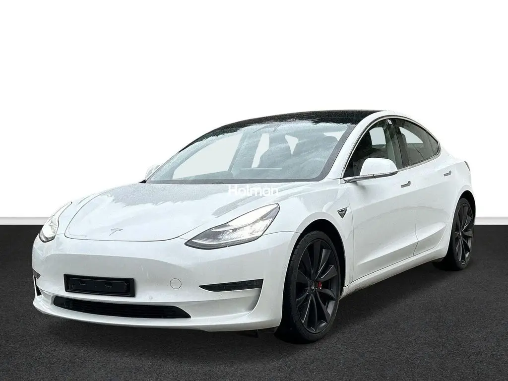 Photo 1 : Tesla Model 3 2020 Non renseigné