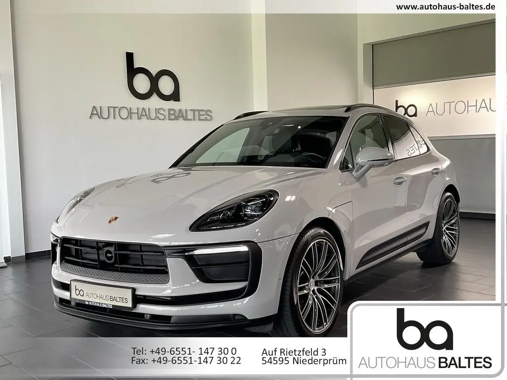 Photo 1 : Porsche Macan 2024 Essence