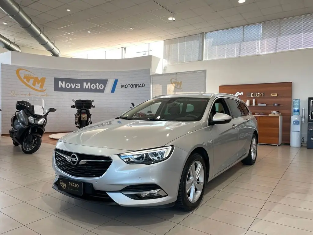 Photo 1 : Opel Insignia 2019 Diesel