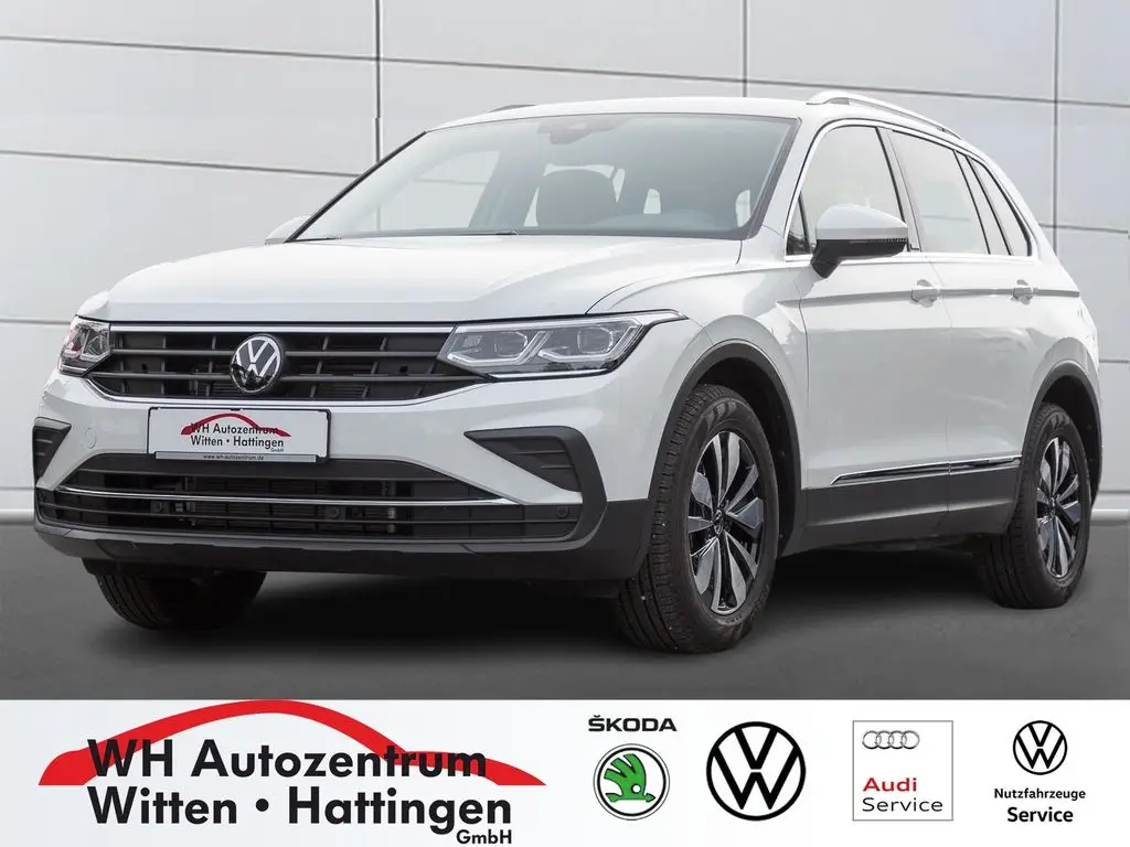 Photo 1 : Volkswagen Tiguan 2024 Essence