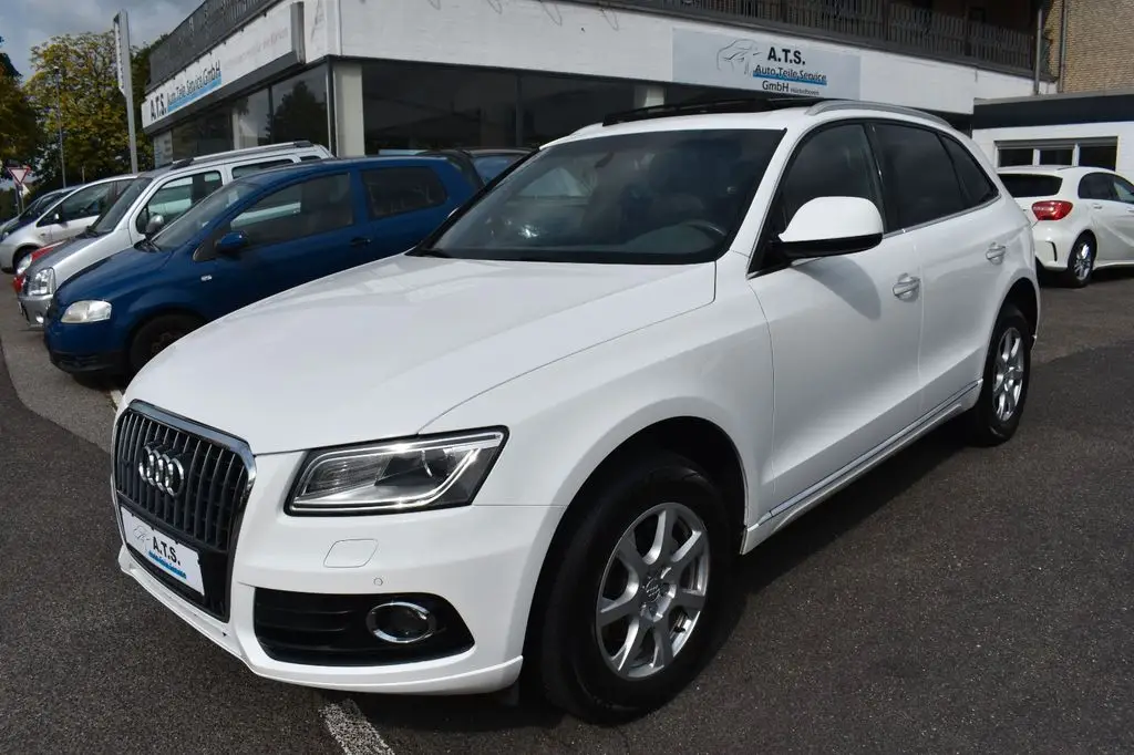 Photo 1 : Audi Q5 2015 Diesel