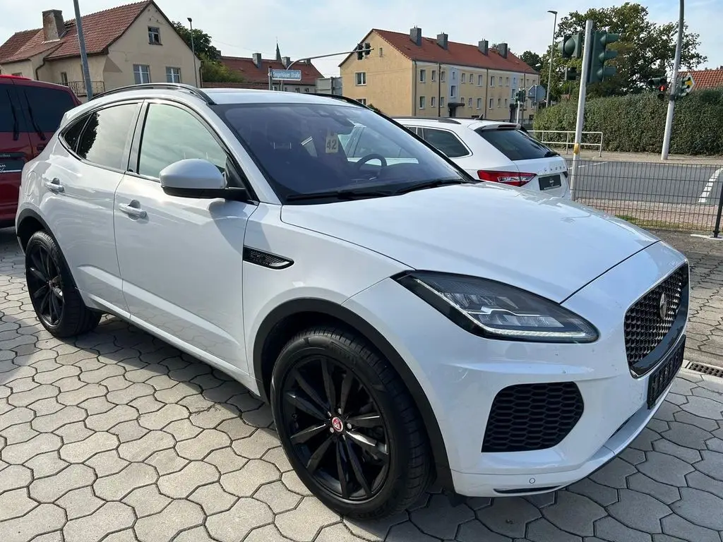 Photo 1 : Jaguar E-pace 2020 Petrol