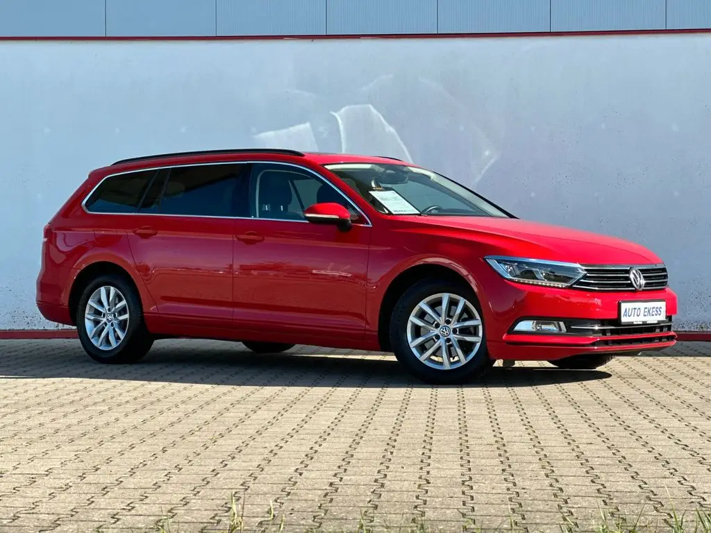 Photo 1 : Volkswagen Passat 2018 Diesel