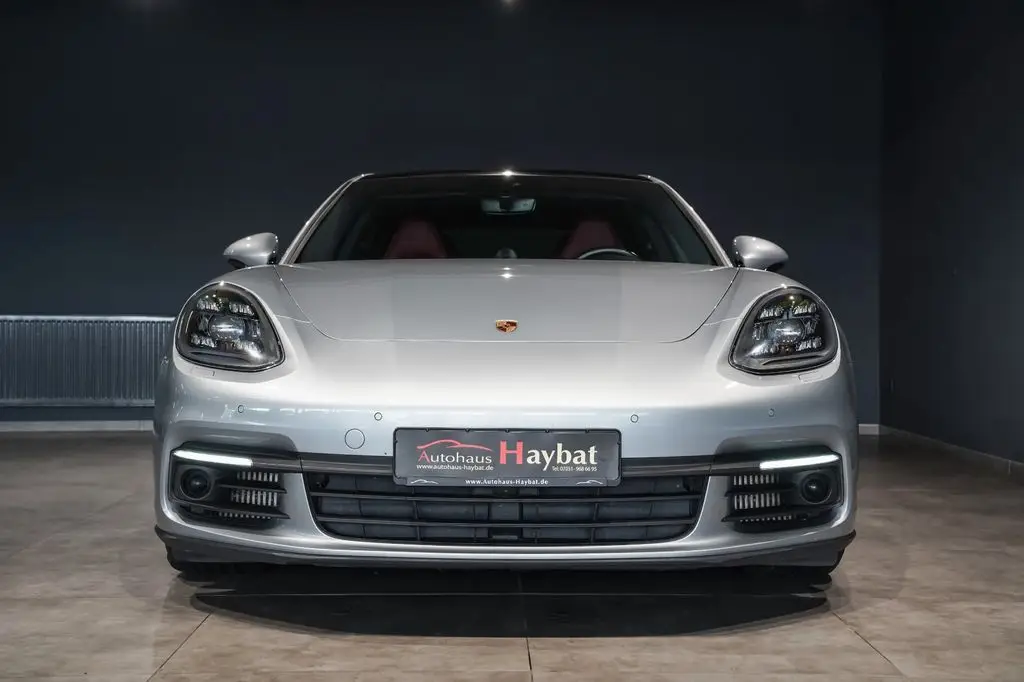 Photo 1 : Porsche Panamera 2020 Hybrid