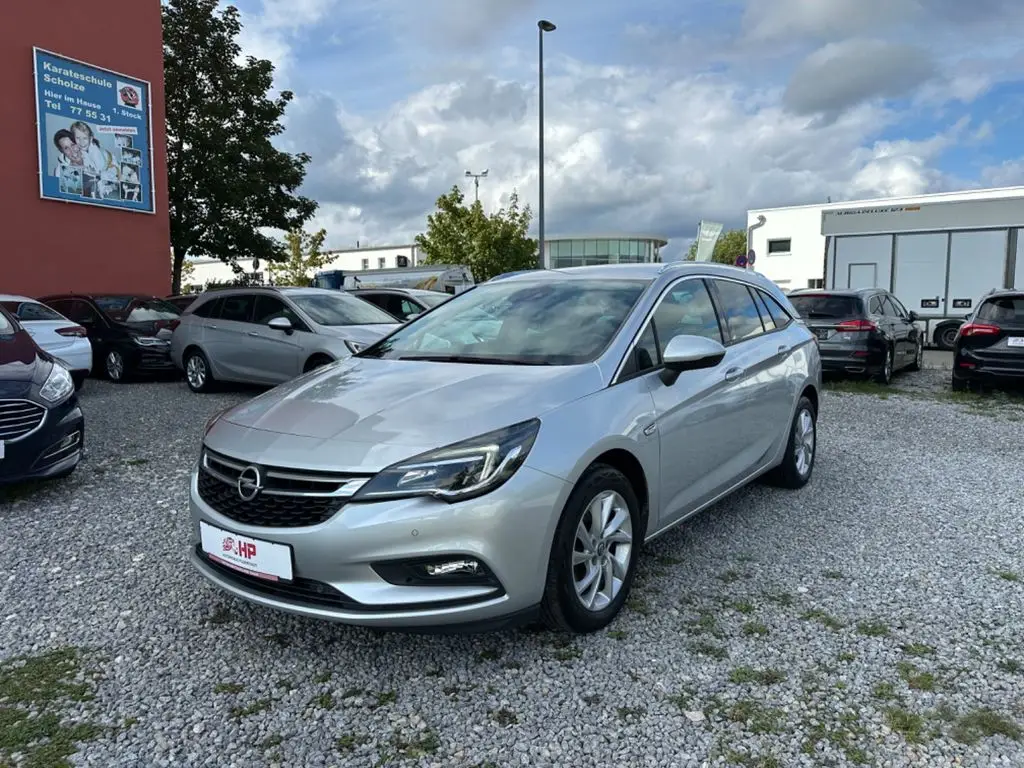 Photo 1 : Opel Astra 2018 Diesel