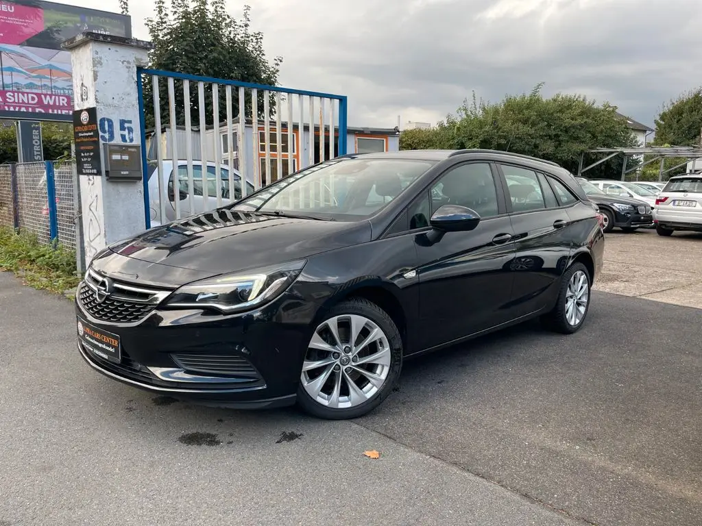 Photo 1 : Opel Astra 2016 Diesel