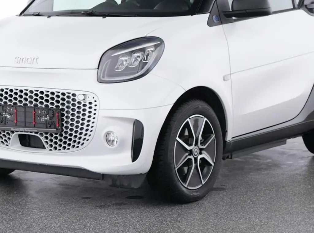 Photo 1 : Smart Fortwo 2023 Non renseigné