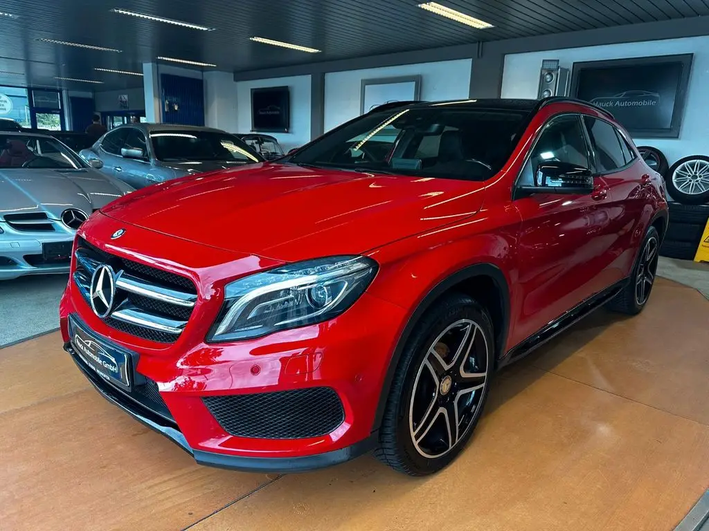 Photo 1 : Mercedes-benz Classe Gla 2016 Petrol