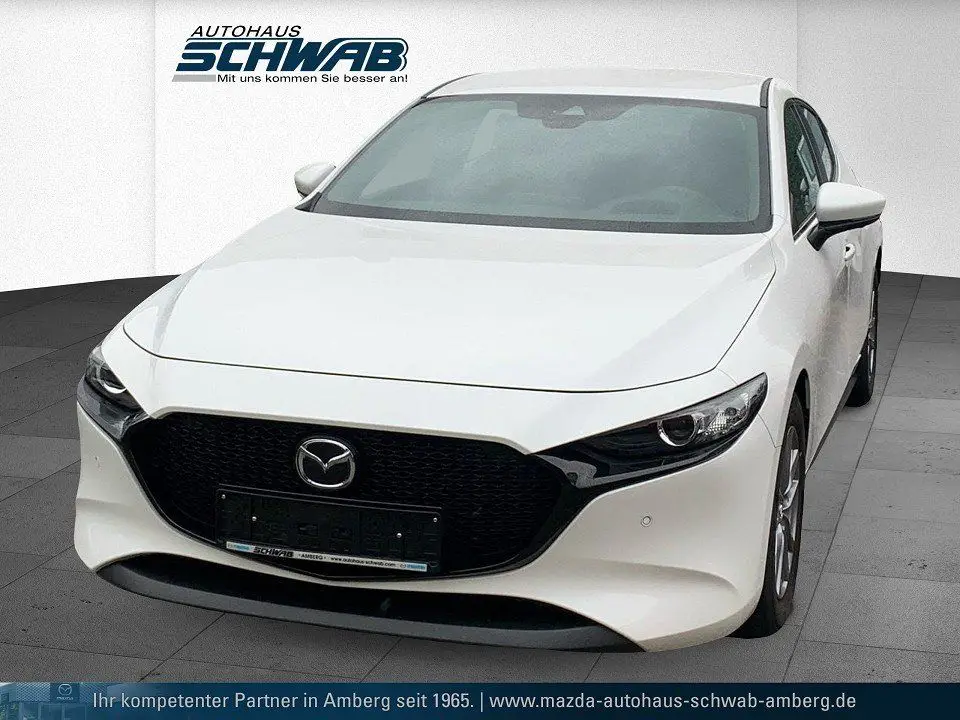 Photo 1 : Mazda 3 2021 Petrol