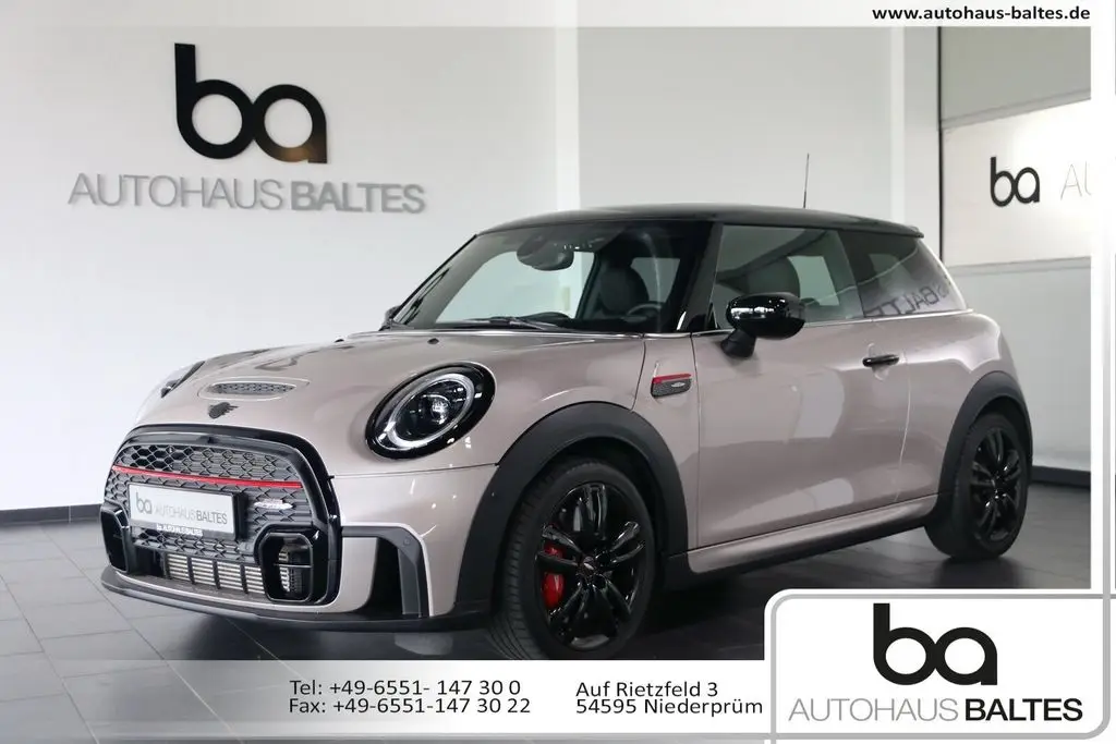 Photo 1 : Mini John Cooper Works 2023 Essence