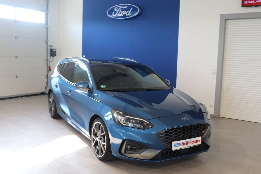 Photo 1 : Ford Focus 2021 Petrol