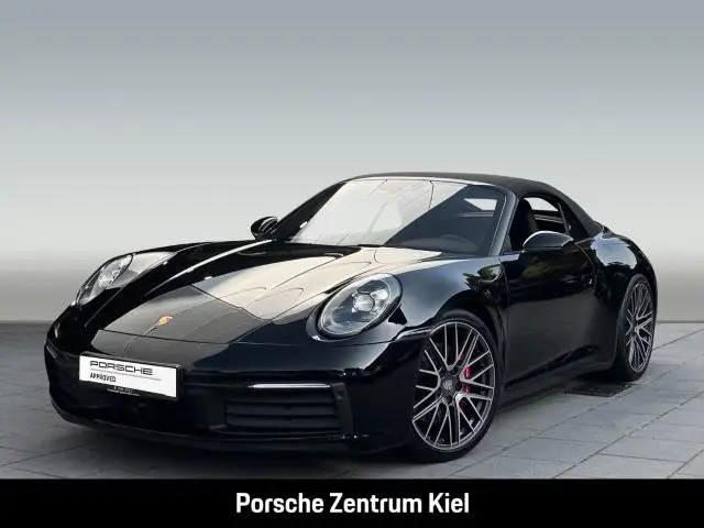 Photo 1 : Porsche 992 2022 Essence