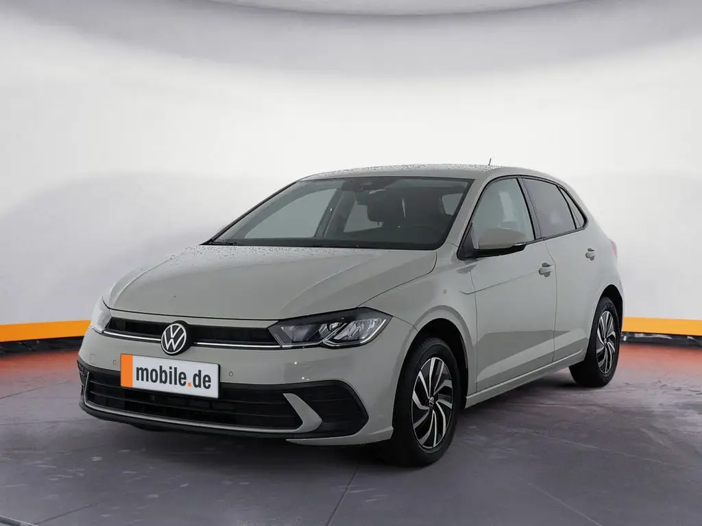 Photo 1 : Volkswagen Polo 2023 Petrol