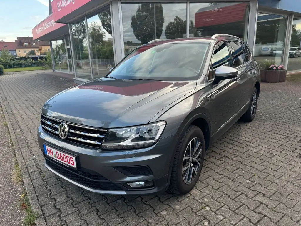 Photo 1 : Volkswagen Tiguan 2018 Diesel