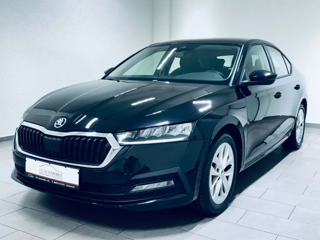 Photo 1 : Skoda Octavia 2021 Petrol