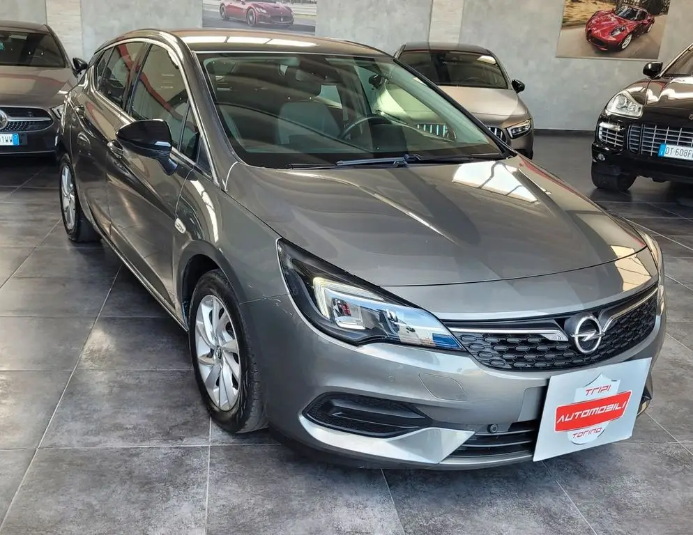 Photo 1 : Opel Astra 2021 Essence