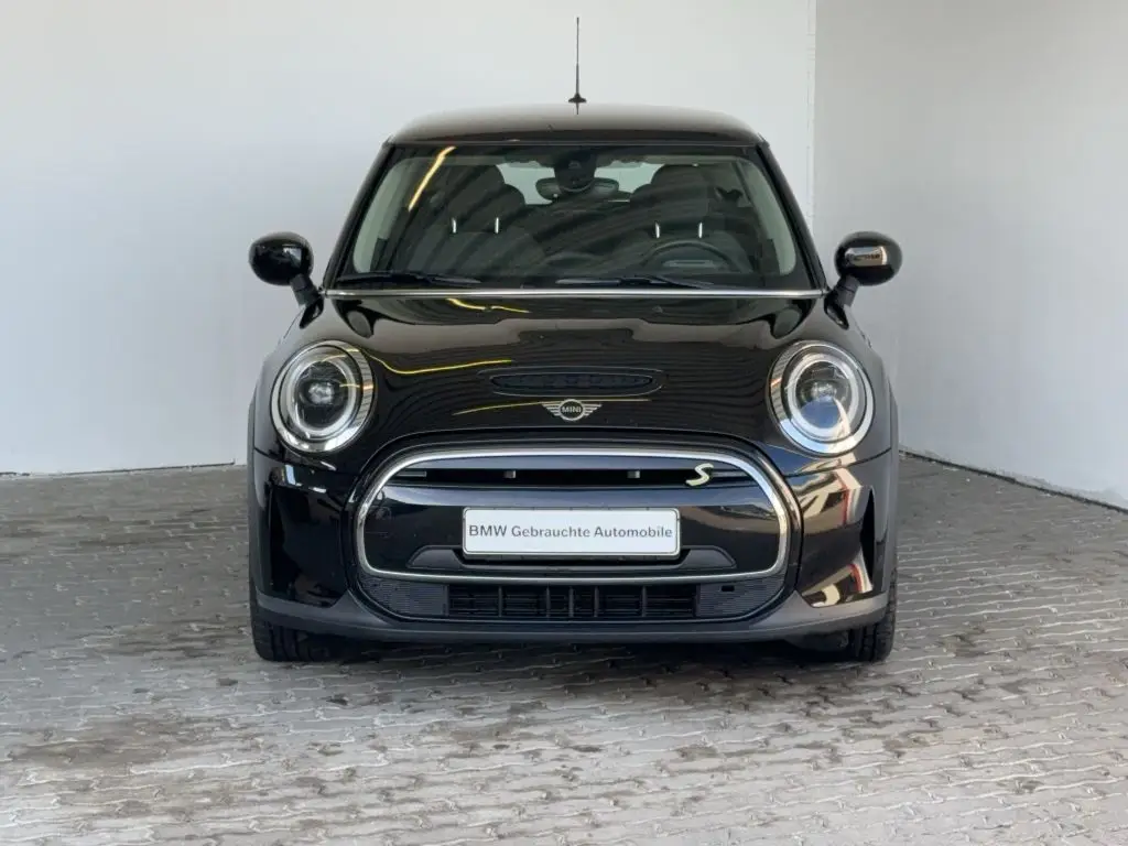 Photo 1 : Mini Cooper 2021 Non renseigné