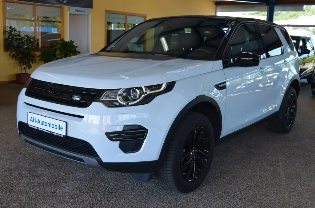 Photo 1 : Land Rover Discovery 2020 Petrol