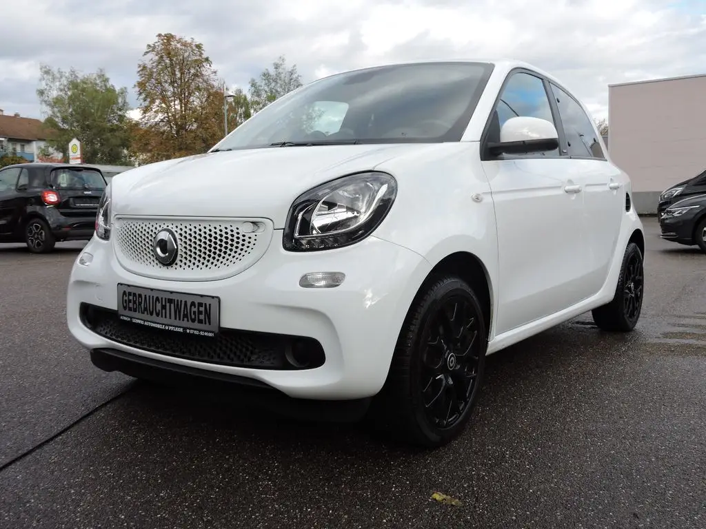 Photo 1 : Smart Forfour 2018 Petrol