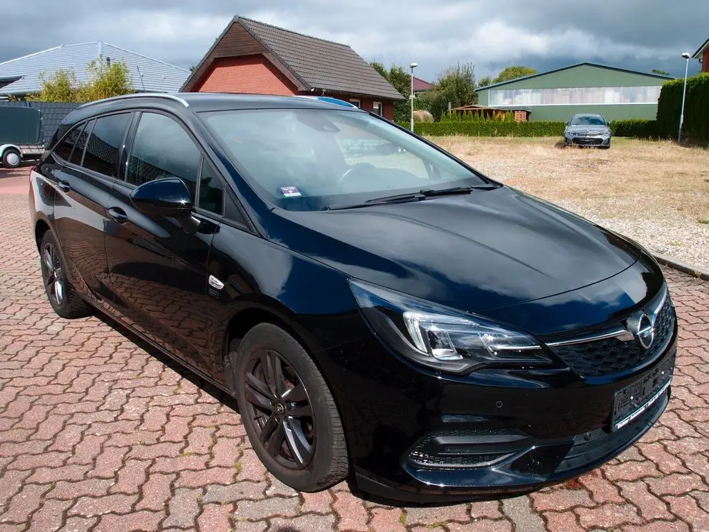 Photo 1 : Opel Astra 2020 Essence