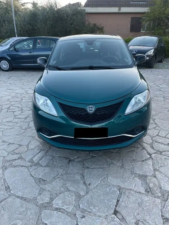 Photo 1 : Lancia Ypsilon 2019 Autres