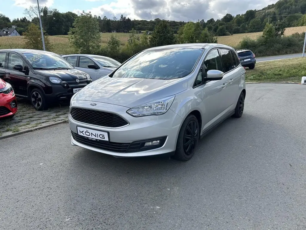 Photo 1 : Ford Grand C-max 2018 Petrol