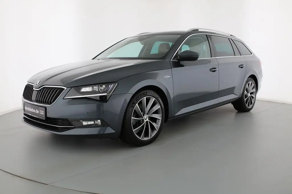 Photo 1 : Skoda Superb 2016 Essence