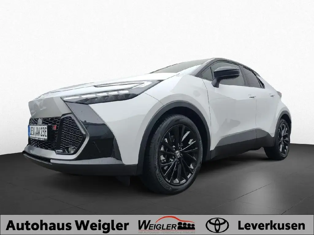 Photo 1 : Toyota C-hr 2024 Essence