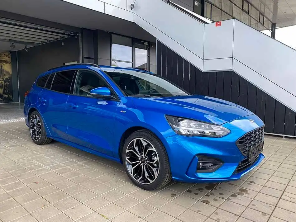 Photo 1 : Ford Focus 2019 Petrol