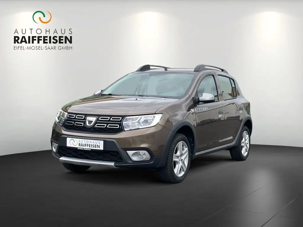 Photo 1 : Dacia Sandero 2019 Petrol