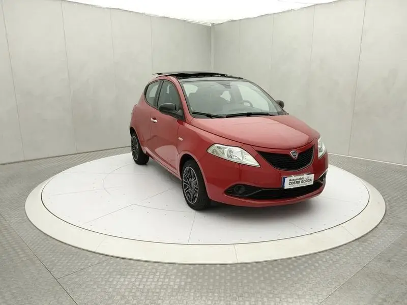 Photo 1 : Lancia Ypsilon 2018 Petrol