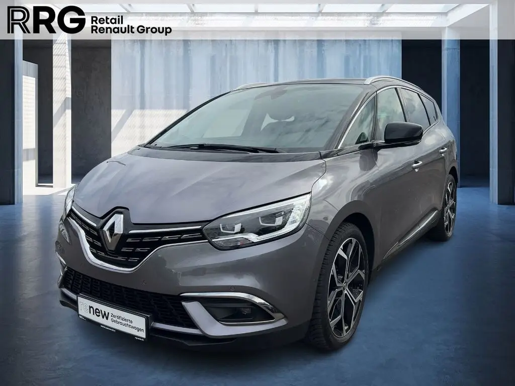 Photo 1 : Renault Grand Scenic 2023 Essence