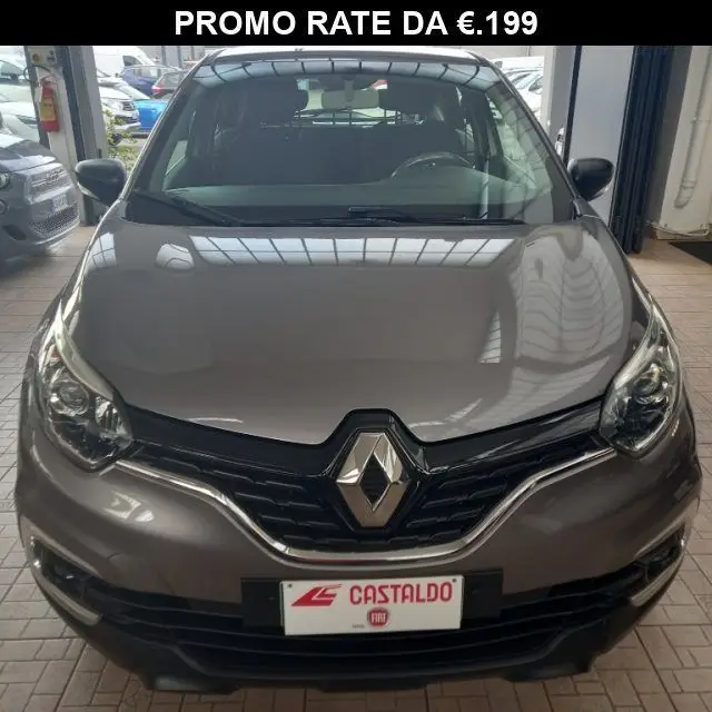 Photo 1 : Renault Captur 2018 Diesel