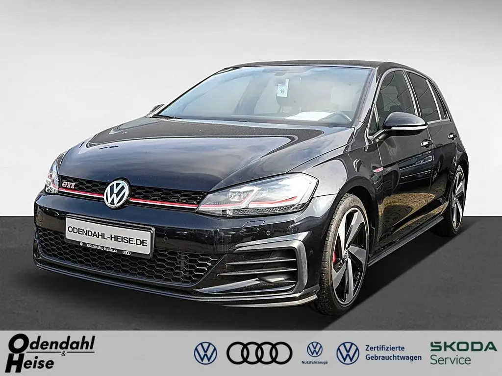 Photo 1 : Volkswagen Golf 2019 Essence