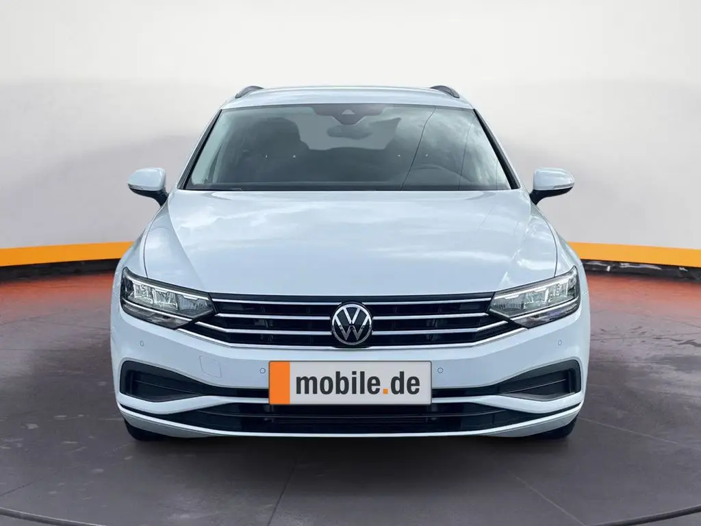 Photo 1 : Volkswagen Passat 2024 Diesel