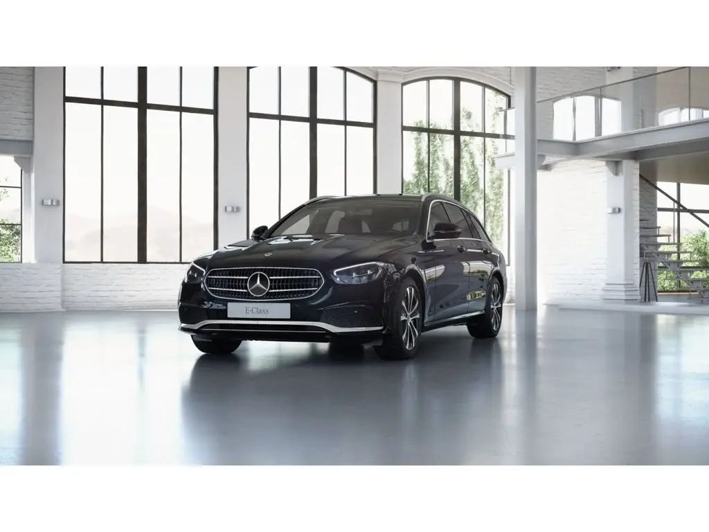 Photo 1 : Mercedes-benz Classe E 2023 Hybrid