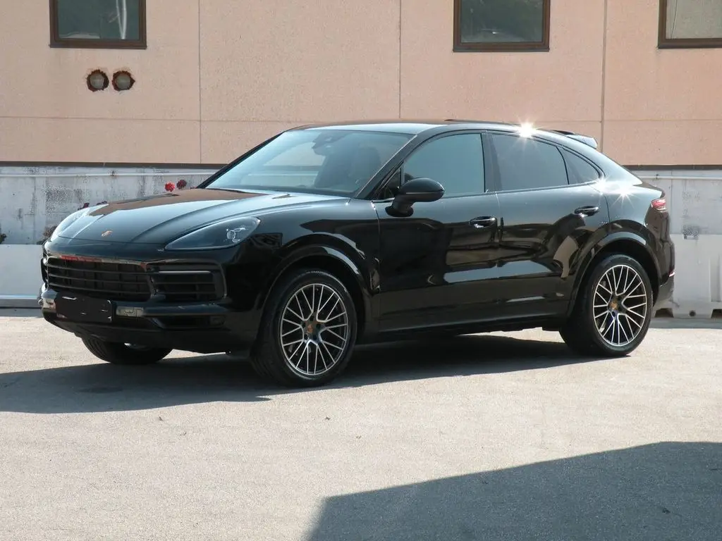 Photo 1 : Porsche Cayenne 2020 Petrol