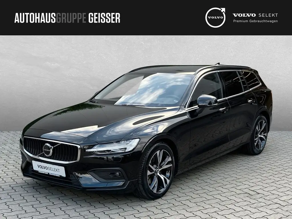 Photo 1 : Volvo V60 2024 Diesel