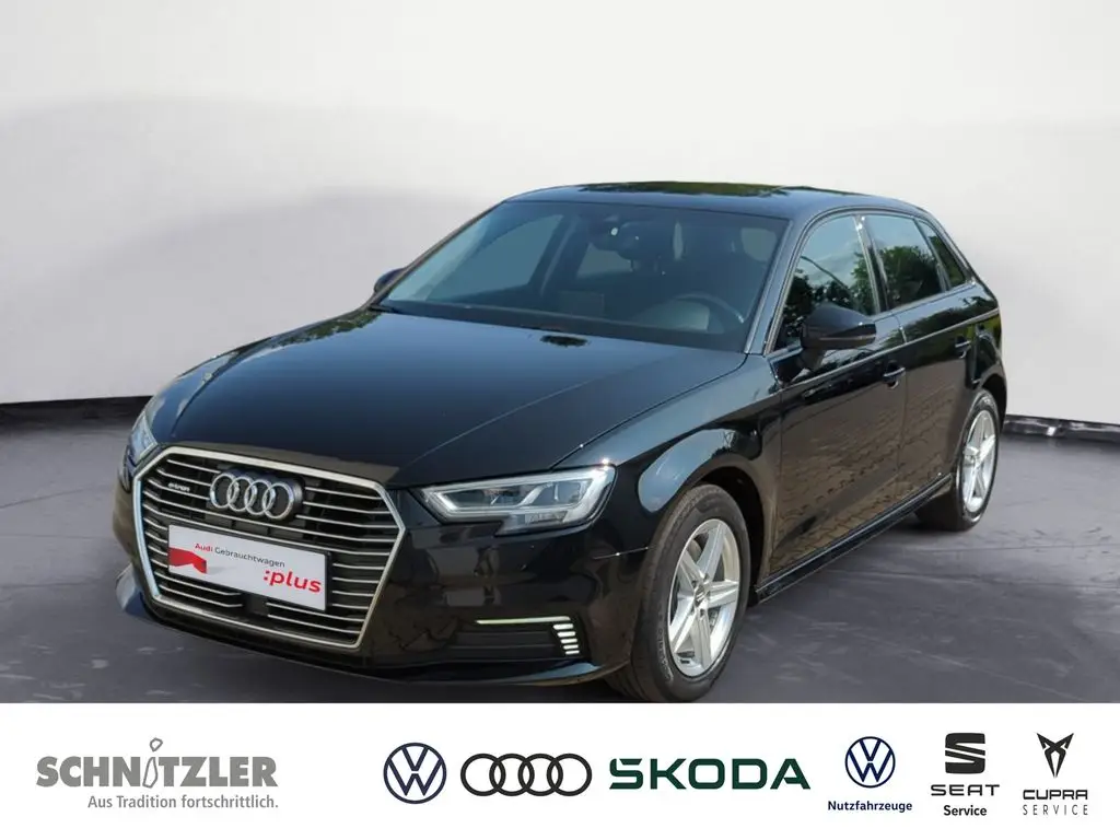 Photo 1 : Audi A3 2020 Hybride