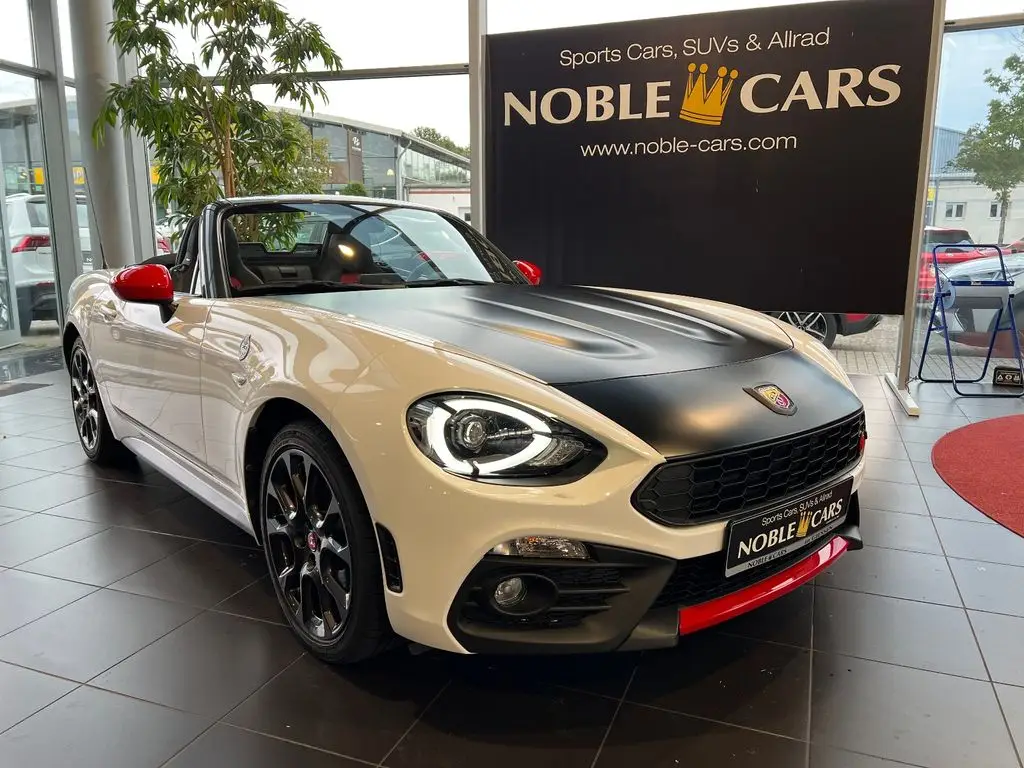 Photo 1 : Abarth 124 Spider 2019 Petrol