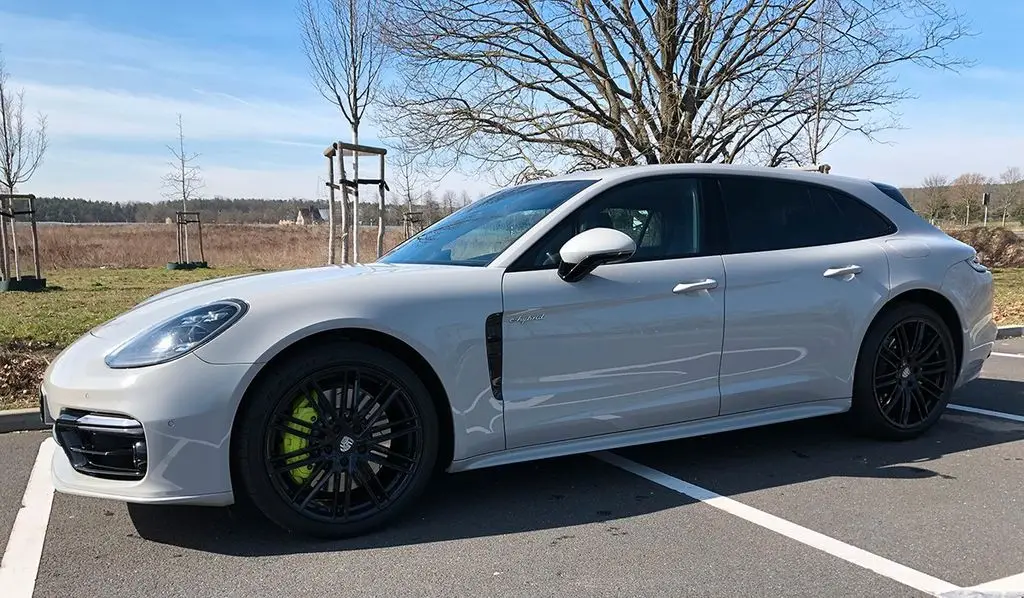 Photo 1 : Porsche Panamera 2019 Hybride