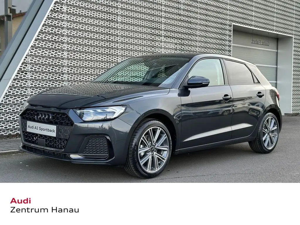 Photo 1 : Audi A1 2024 Petrol