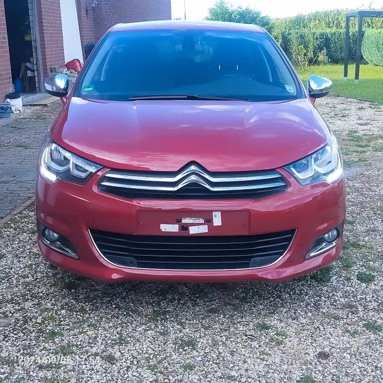 Photo 1 : Citroen C4 2015 Diesel