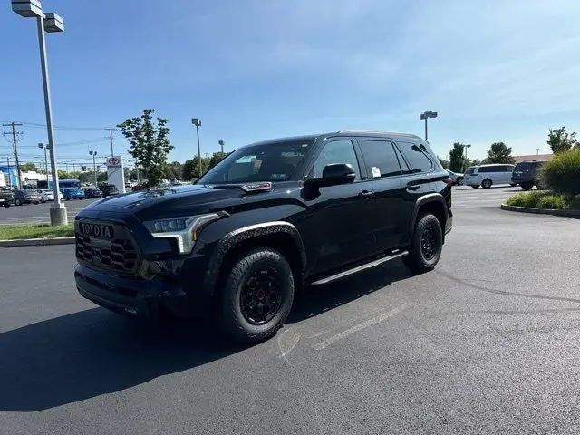 Photo 1 : Toyota Sequoia 2024 Hybrid