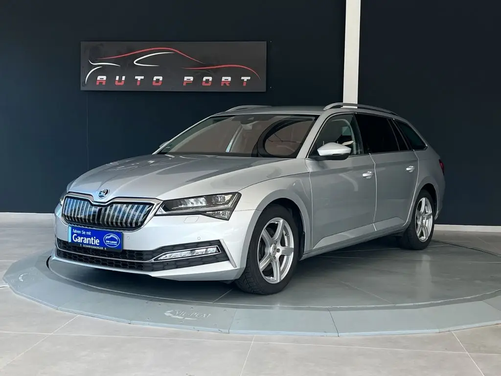 Photo 1 : Skoda Superb 2020 Hybride